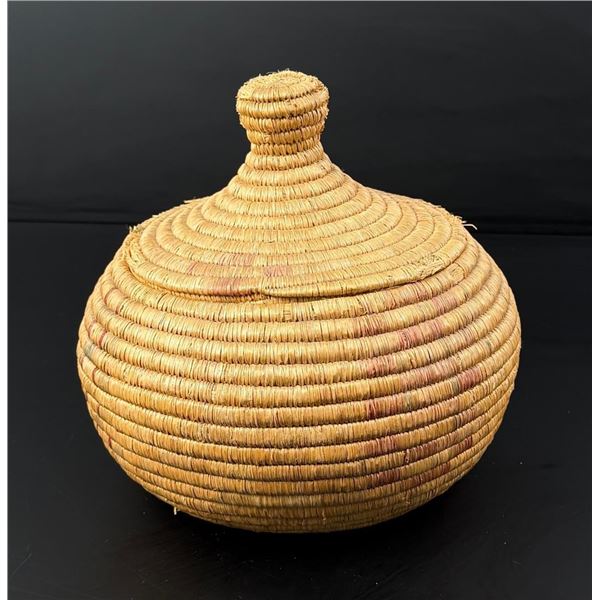 Alaskan Inuit Eskimo Yupik Lidded Basket