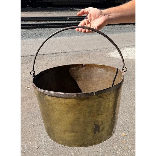 Hudsons Bay Company Marked Brass Trade Kettle