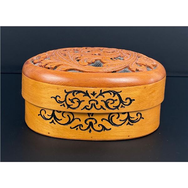 1948 Seattle Washington Bentwood Box
