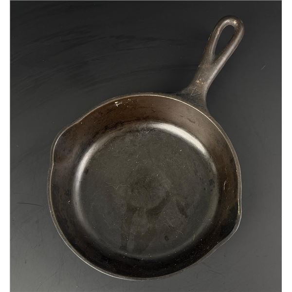 Wagner Ware Sidney No 4 1054 Cast Iron Skillet