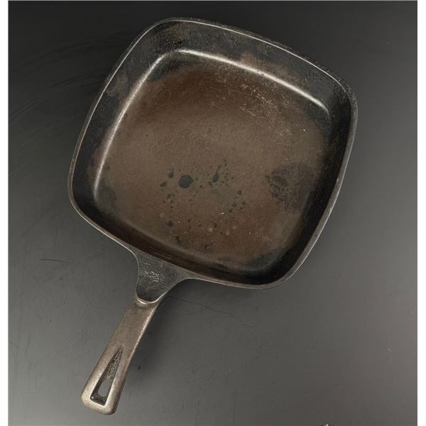 Wagner Square Cast Iron Skillet