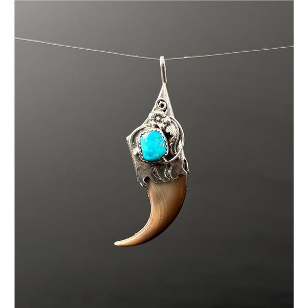 Les Baker Navajo Sterling Bear Claw Pendant