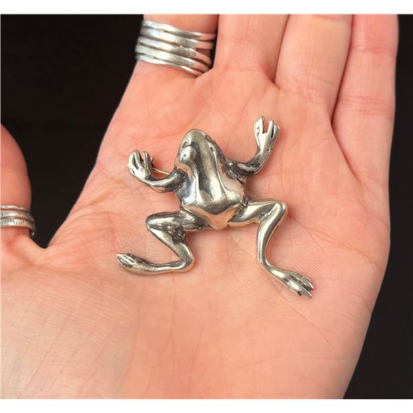 Sterling Silver Frog Brooch