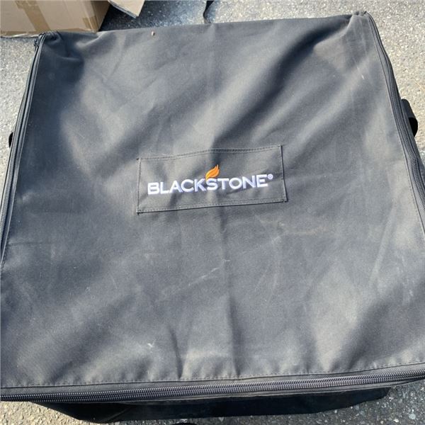 BLACKSTONE 22" PROPANE GRILL WITH CARRY BAG