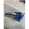 Image 1 : VINTAGE WOODWORKING VISE