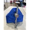 Image 2 : VINTAGE WOODWORKING VISE