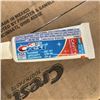 Image 2 : BOX OF 72 NEW SAMPLE SIZE KIDS CREST TOOTHPASTE