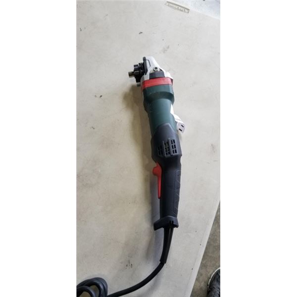 METABO D-72622 HEAVY DUTY ANGLE GRINDER. AS NEW