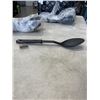 Image 2 : CRATE OF NEW PLASTIC KITCHEN TOOL SPOONS
