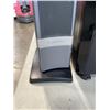 Image 3 : FELLOWES SHREDDER AND LASKO TOWER HEATER