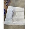 Image 3 : CASE OF TORK WHITE MULTIFOLD HAND TOWELS