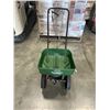 Image 1 : SCOTTS TURF BUILDER EDGEGUARD BROADCAST SPREADER MINI