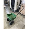 Image 2 : SCOTTS TURF BUILDER EDGEGUARD BROADCAST SPREADER MINI