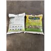 Image 1 : 2 NEW BAGS OF GREASWEEPNATURES SUPER ABSORBENT, 28.3 LITRE BAGS