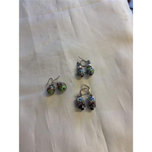 3 PAIRS OF VINTAGE DANGLE EARRINGS
