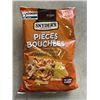 Image 3 : 10 BAGS SNYDER'S OF HANOVER PRETZEL PIECES. 240 G PER BAG. EXP 20260829
