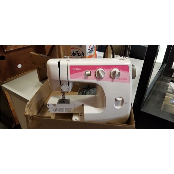 BROTHER SEWING MACHINE