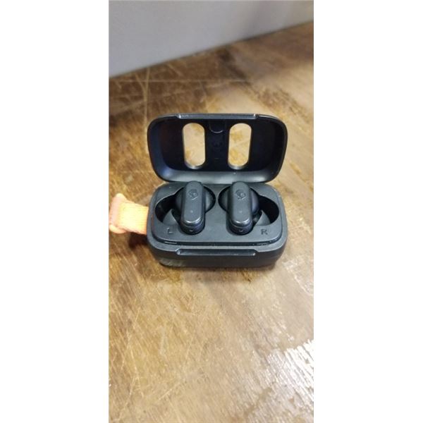 SKULLCANDY DIME 3 TRUE WIRELESS EARBUDS - TESTED WORKING