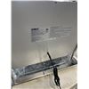 Image 4 : TWO ARTIKA LED MAKEUP MIRRORS BOTH WORKING