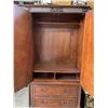 Image 2 : 2 DOOR STORAGE WARDOBE, 2 PIECE