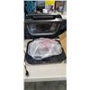 Image 4 : NINJA AIR FRYER AND ASSORTED FRYING PADS WITH WOK