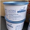 Image 4 : FOUR TUBS OF NEW SATIN SMOOTH TITANIUM BLUE THIN FILM HARD WAX