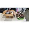 Image 1 : 2 BOXES HALLOWEEN DECORATIONS
