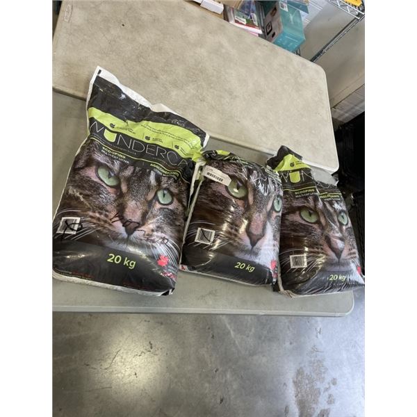 3 BAGS OF WUNDERCAT SCOOPING MULTI CAT LITTER, 20KG EACH