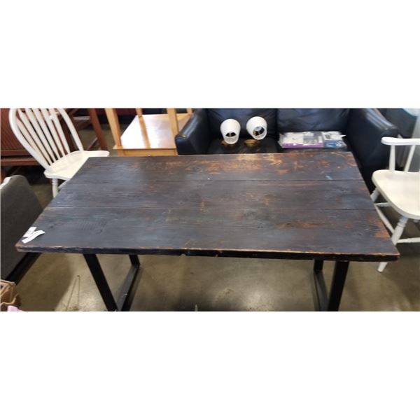 RUSTIC FARMHOUSE DINING TABLE