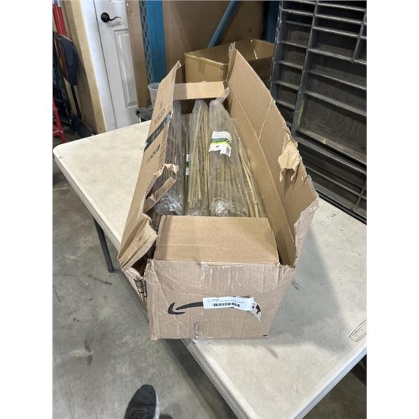 TRAY OF HOLLAND GREENHOUSE BAMBOO STAKES