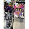 Image 5 : 10 VINTAGE HALLOWEEN FIGURES IN BOXES
