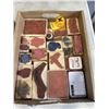 Image 4 : 3 TRAYS OF RUBBER STAMPS