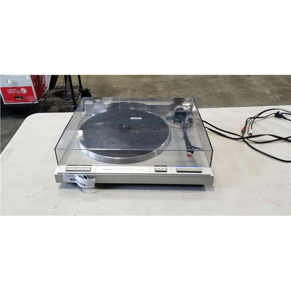 PIONEER QUARTZ-DIRECT DRIVE AUTO-RETURN STEREO TURNTABLE. MODEL PL-S40. WORKING