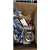 Image 4 : HUGE BOX OF ASSORTED NEW ITEMS, HOUSEHOLD, CLEANING SUPPLY ETC