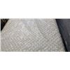 Image 2 : QUENSIZE SEALY POSTUREPEDIC MATTRESS EURO TOP