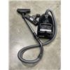 Image 1 : MIELE COMPLETE C3 CARPET AND PET POWER LINE CANISTER VACUUM WORKING RETAIL $849