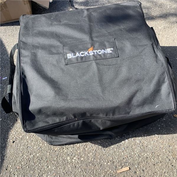 BLACKSTONE 22" PROPANE GRILL WITH CARRY BAG