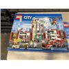 Image 4 : 2 LEGO SETS. CONTENTS UNVERIFIED