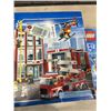 Image 5 : 2 LEGO SETS. CONTENTS UNVERIFIED