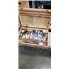Image 2 : TRAY OF ART SUPPLIES INCLUDING 194 PIECES GIANT ART SET, VARIOUS OIL COLORS,BOB ROSS LIQUID WHITE OI