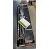 Image 1 : RLDVAY KING-SIZE METAL PLATFORM BEDFRAME. CONTENTS UNVERIFIED