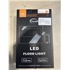 Image 2 : 4 NEW  CHANG M LED FLOOD LIGHTS