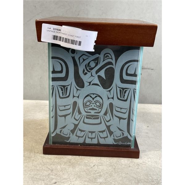 VINTAGE NORTHWEST COAST FIRST NATIONS ETCHED GLASS & WOOD KEEPSAKE BOX