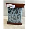Image 1 : VINTAGE NORTHWEST COAST FIRST NATIONS ETCHED GLASS & WOOD KEEPSAKE BOX