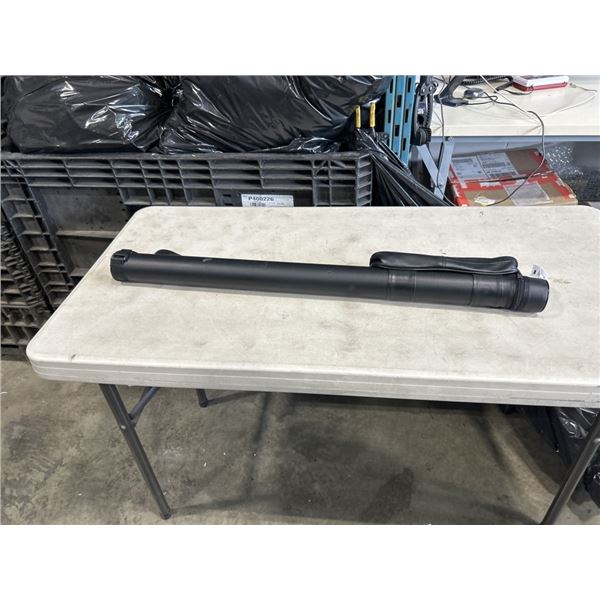 POOL CUE IN SOFT CASE