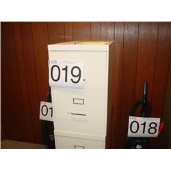 2 DRAWER FILE CABINETS (2X)