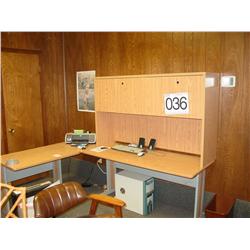DESK W/RETURN & HUTCH