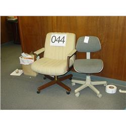 CASTERED CHAIRS (2X)