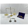 Image 1 : Justice Scales