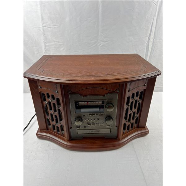 Innovative Technology Turntable Radio